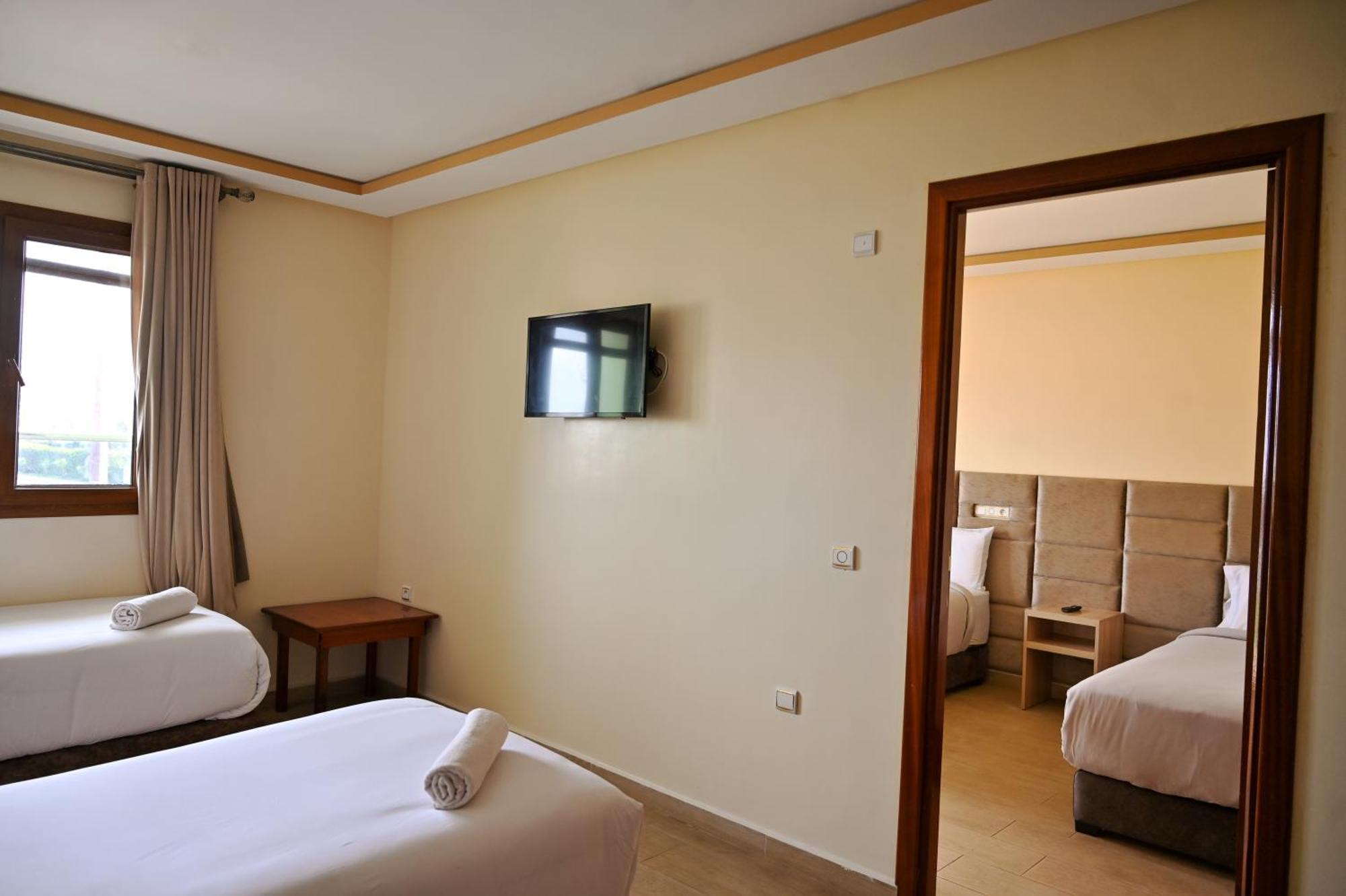 Hotel Jawharat El Jadida Exterior photo